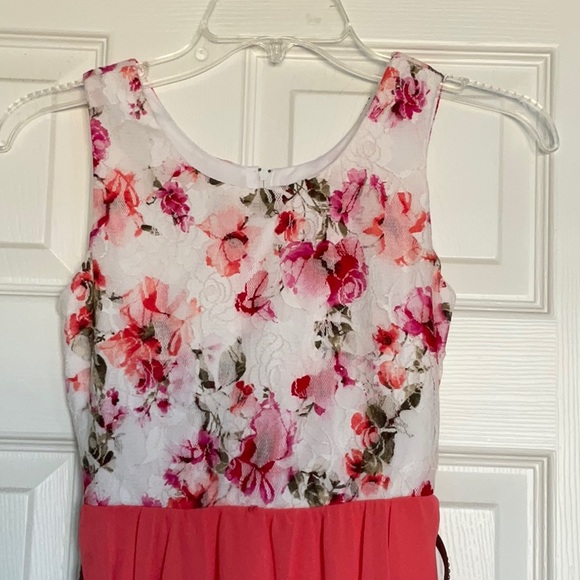 Girl’s Dress Size 12 - Picture 2 of 8